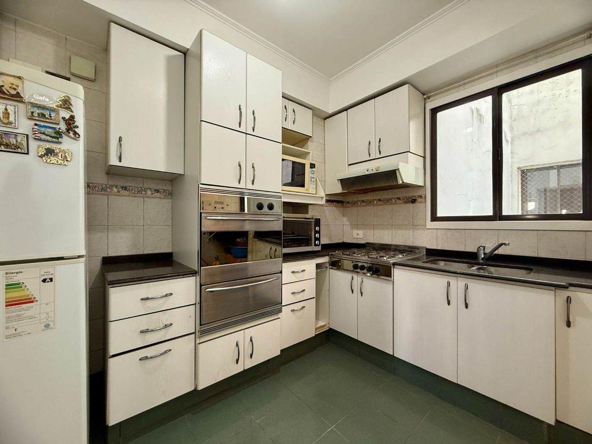 Foto de Venta departamento. 3 Amb con cochera. Belgrano, imagen 2