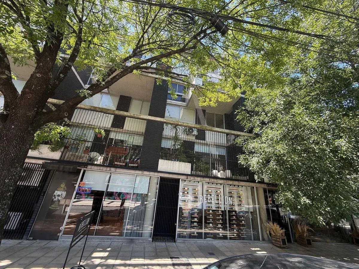 VENTA LOCAL COMERCIAL 152 M BELGRANO R- V. URQUIZA 5