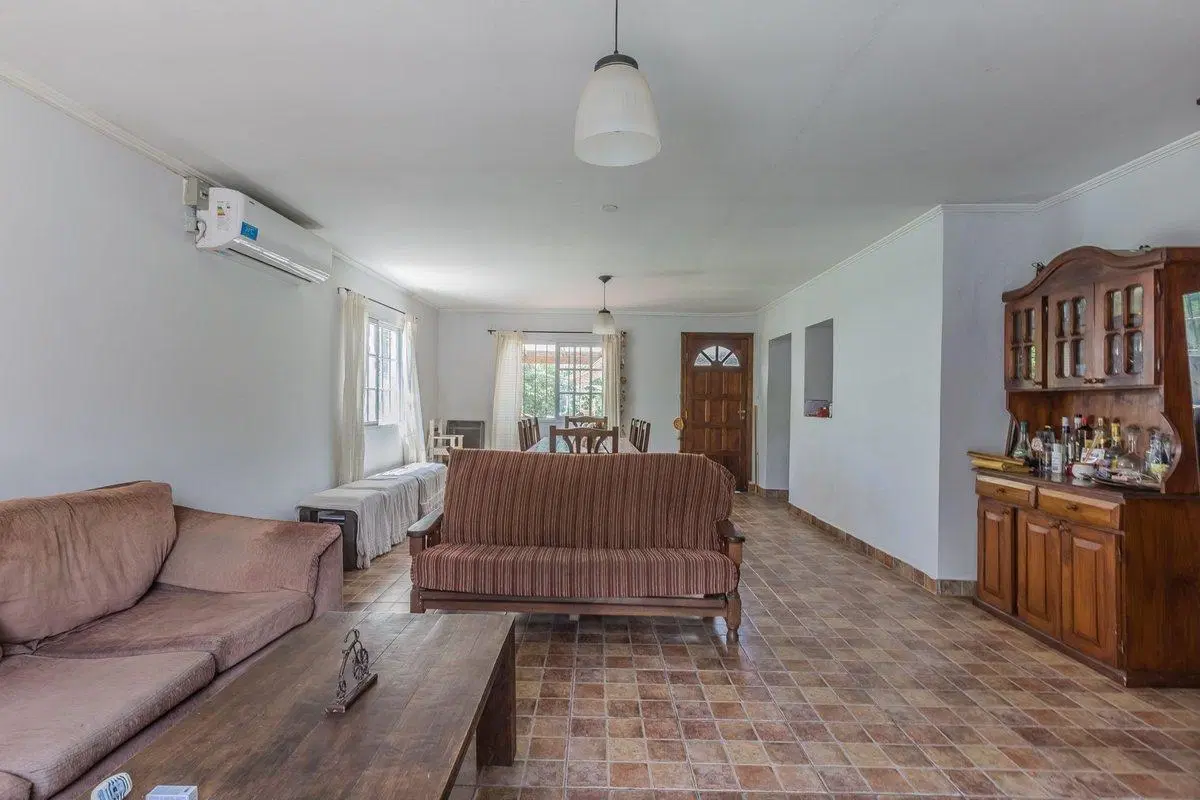 VENTA DON TORCUATO CASA 5 AMB PILETA Y GRAN PARQUE 3