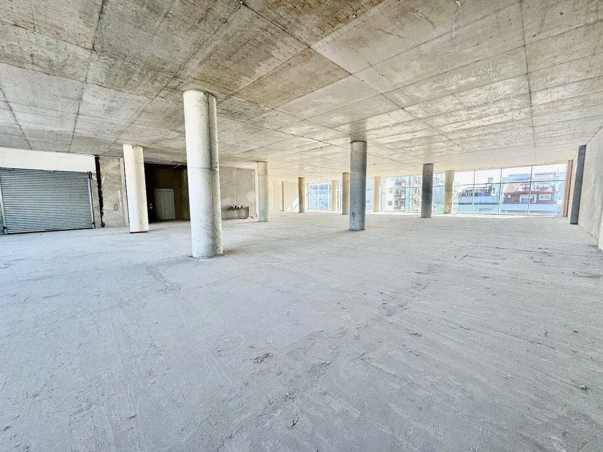 ALQUILER. EDIFICIO MULTIPLES USOS- 8900MTS- DEVOTO 5