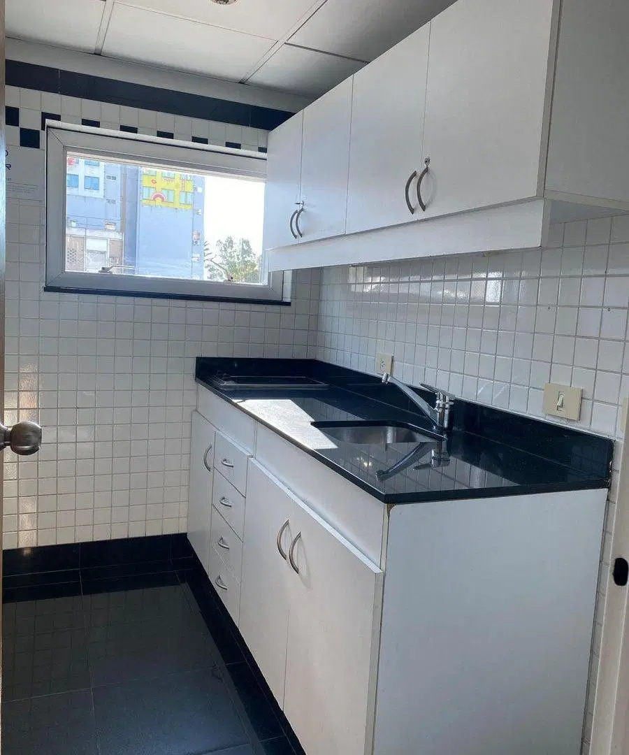 ALQUILER OFICINAS PREMIUM MASTER OFFICE LIBERTADOR 3