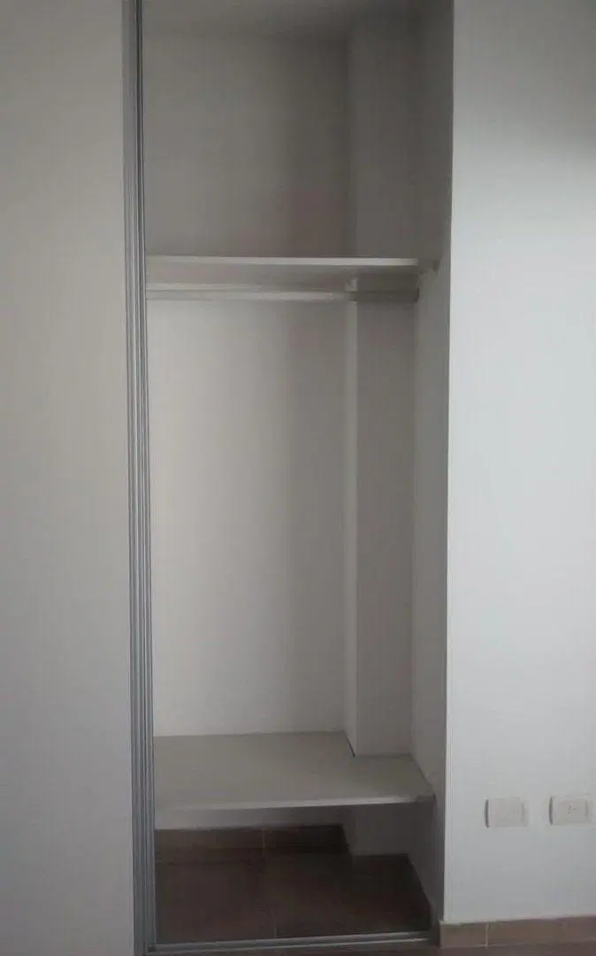 VENTA Excelente Monoambiente con balcon terraza 2