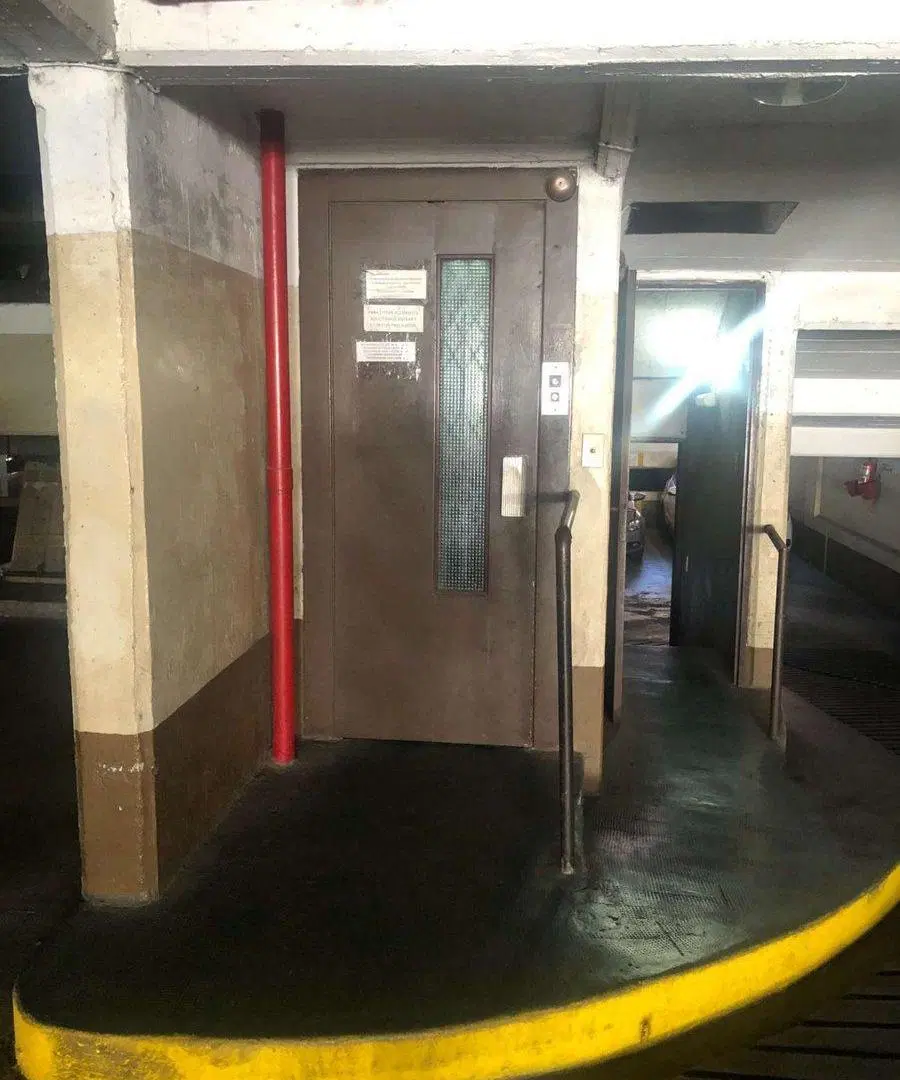 Cochera fija en venta 1º SS acceso por rampa fija 3