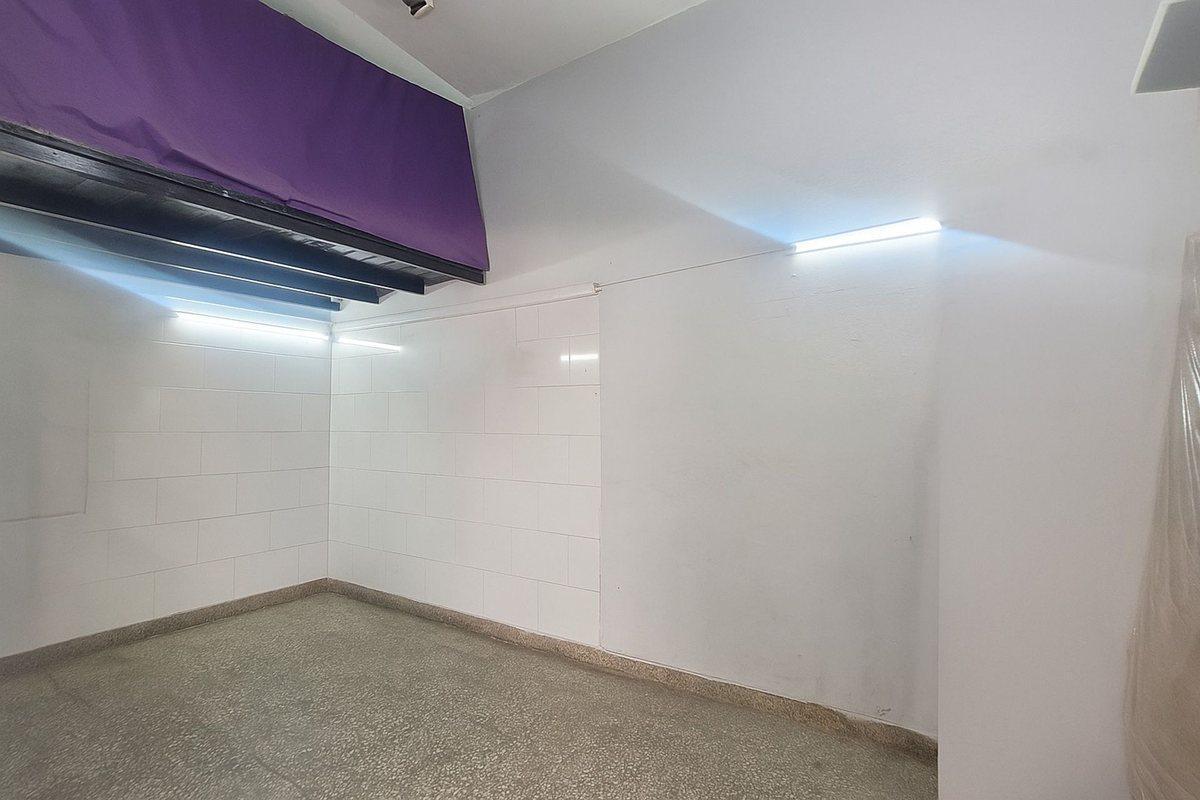 Foto de LOCAL EN VENTA EN RECOLETA VARIOS RUBROS, imagen 3
