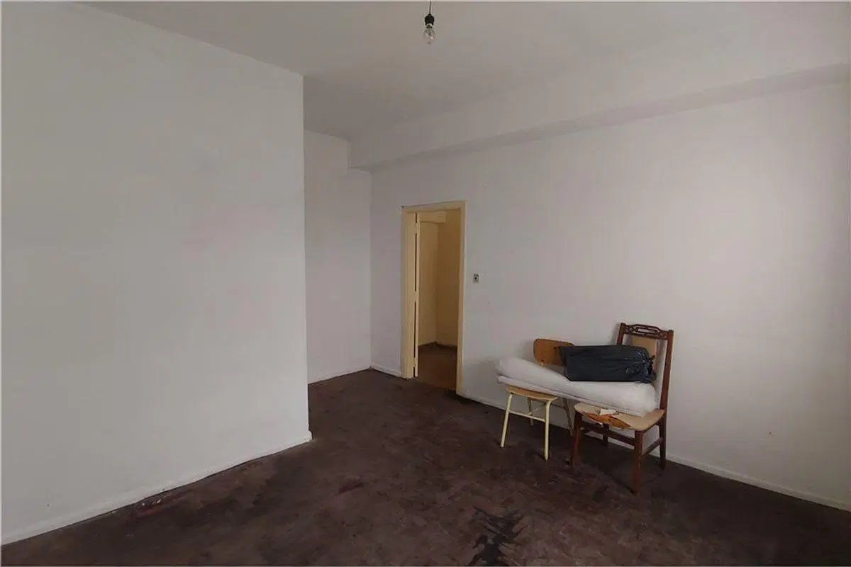 VENTA PH 2 AMB PB 40 m2 PATIO OPORTUNIDAD SARANDI 4