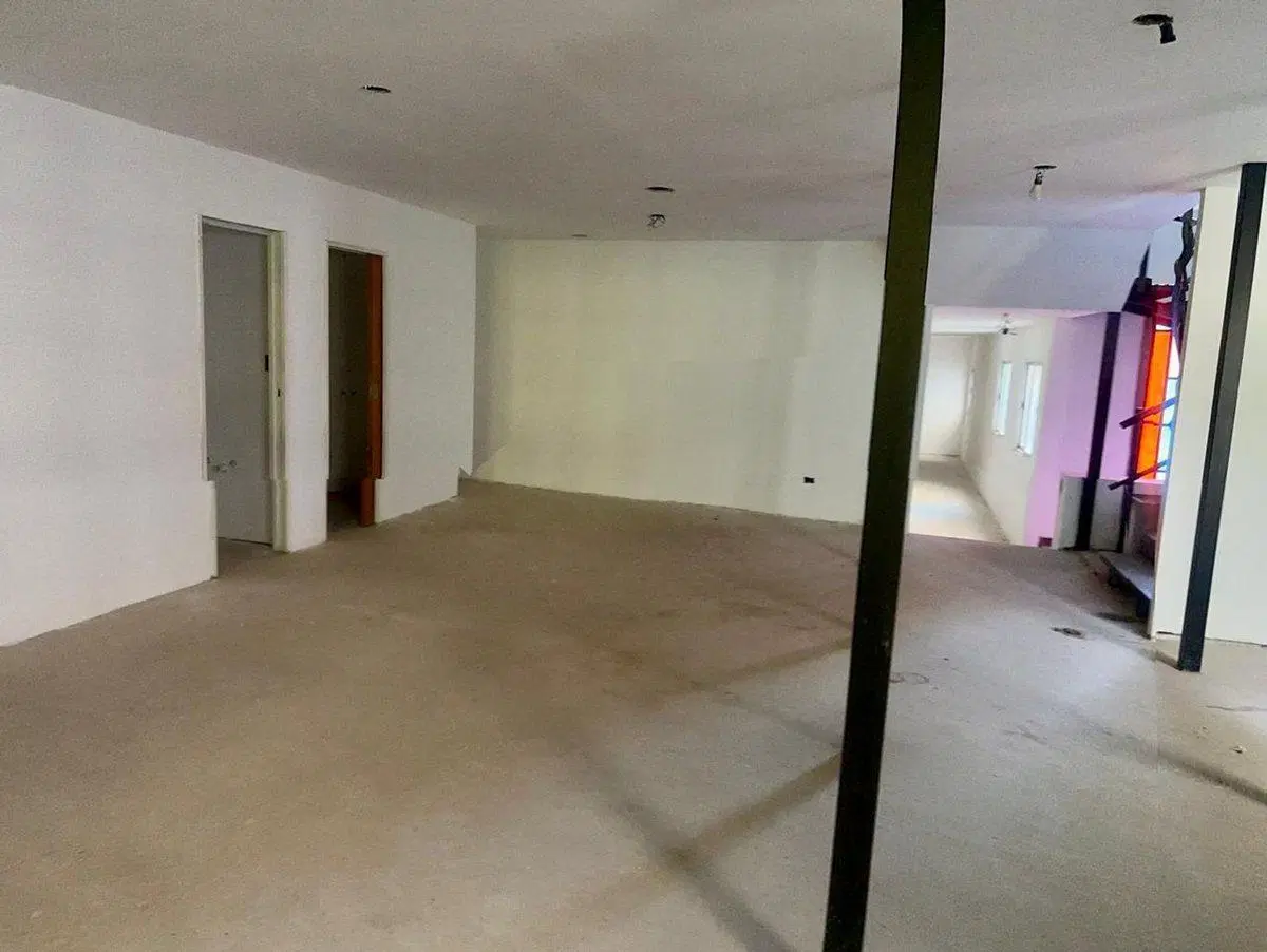 ALQUI RECOLETA OFICI/ESTUDIO A RECICLAR 1100 MTRS 5