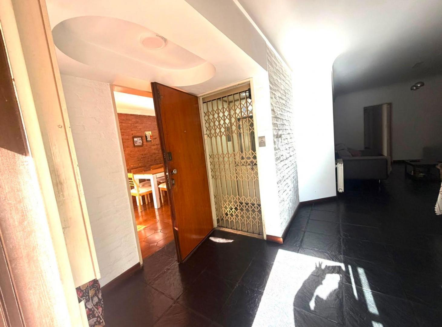 Foto de VENTA CABALLITO PISO 4 AMB COCH APTO CREDITO, imagen 1