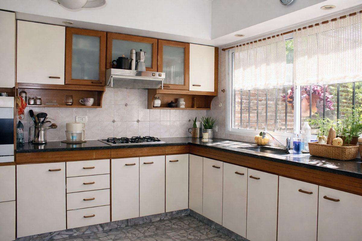 Foto de Venta casa de 4 ambientes en dos plantas, imagen 5