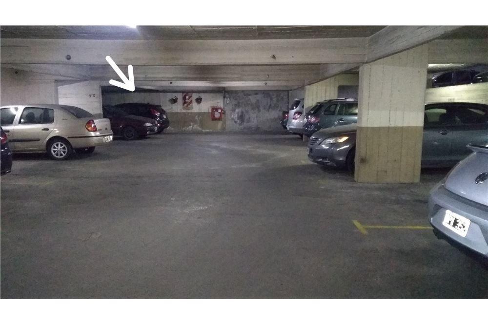 Foto de VENTA COCHERA FIJA BELGRANO OPORTUNIDAD, imagen 1