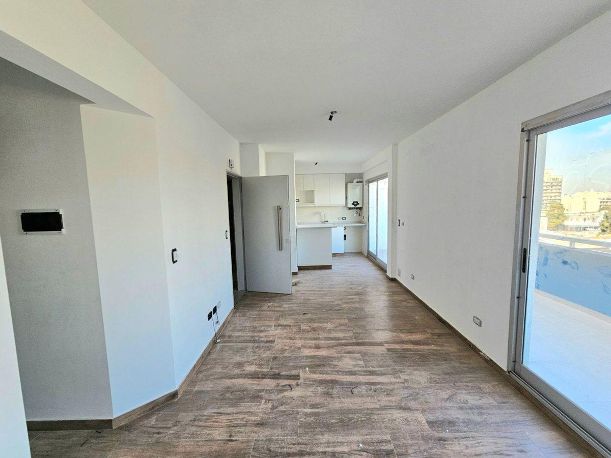 Foto de Venta Monoambiente Vestidor Balcón Terraza Coghlan, imagen 2