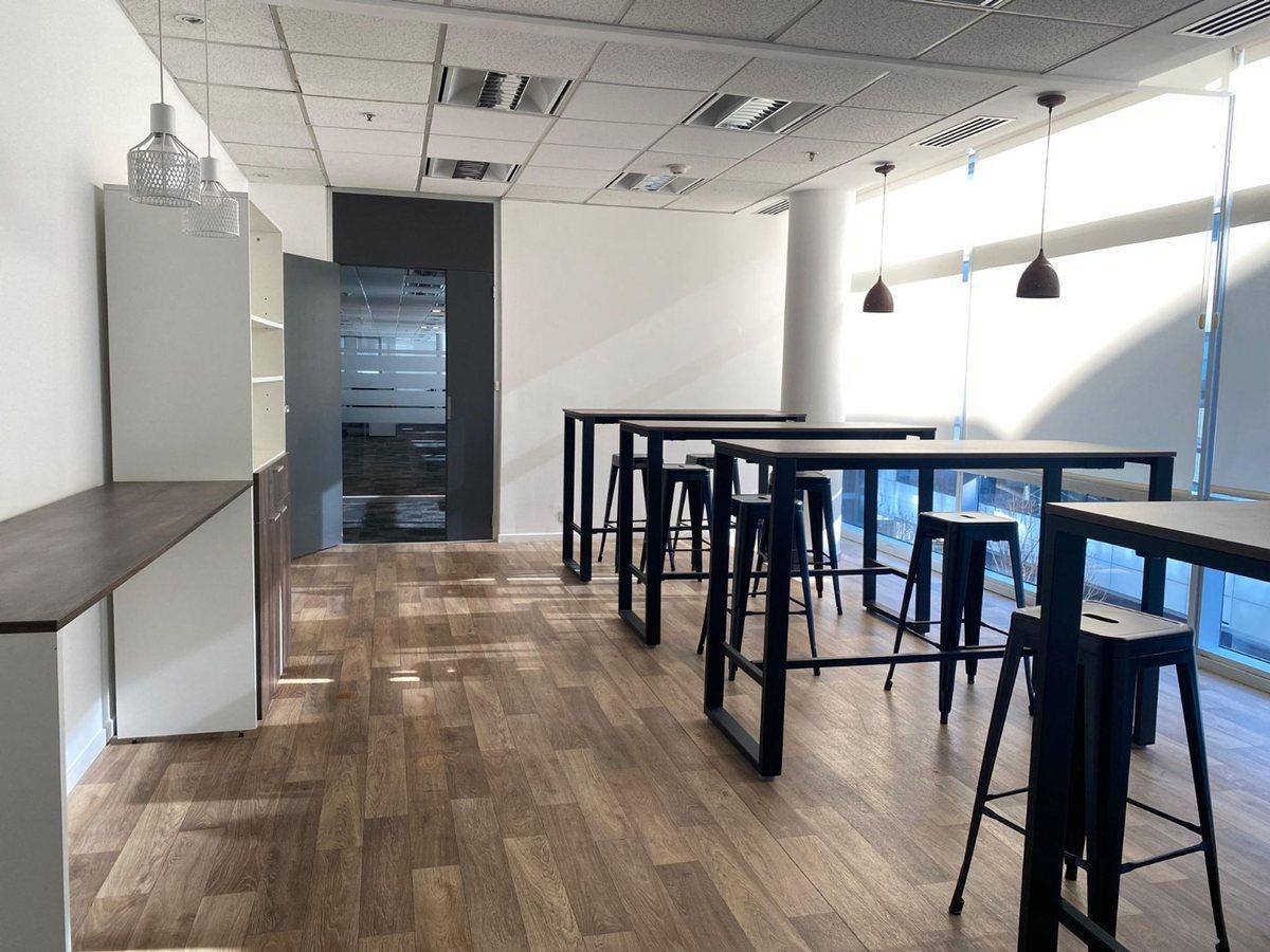 Foto de ALQUILER OFICINAS PREMIUM MASTER OFFICE LIBERTADOR, imagen 4
