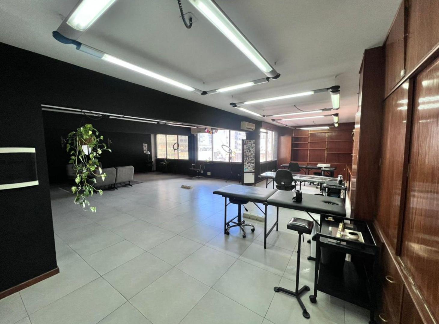 Foto de Oficina Alquiler Monserrat bño Privado, imagen 1