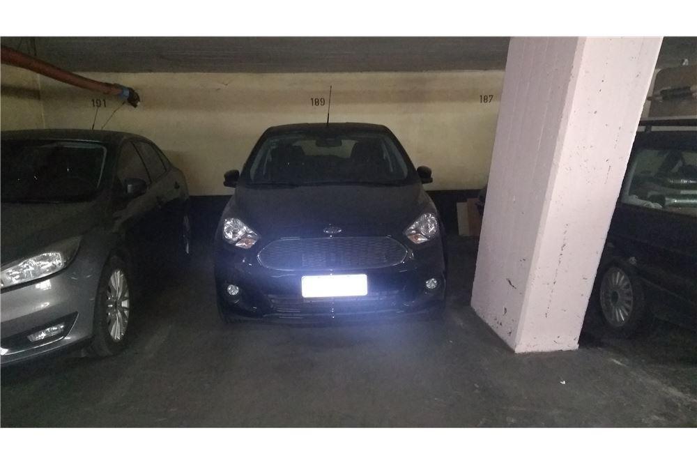 Foto de VENTA COCHERA BARRIO DE ONCE OPORTUNIDAD, imagen 1