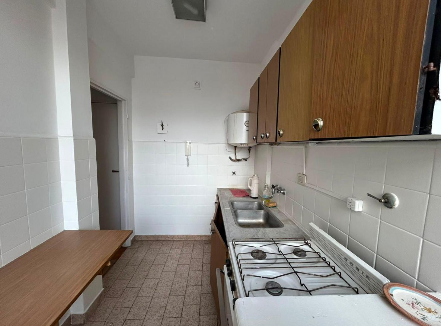 Foto de VENTA 2 AMBIENTES MUCHA LUZ LINIERS OPORTUNIDAD, imagen 2