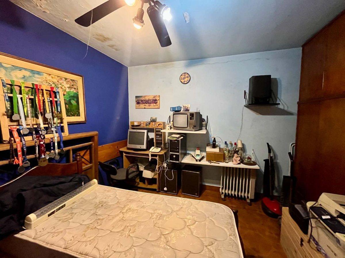Foto de Lote con 2 casas de 3 amb en venta en Temperley, imagen 2
