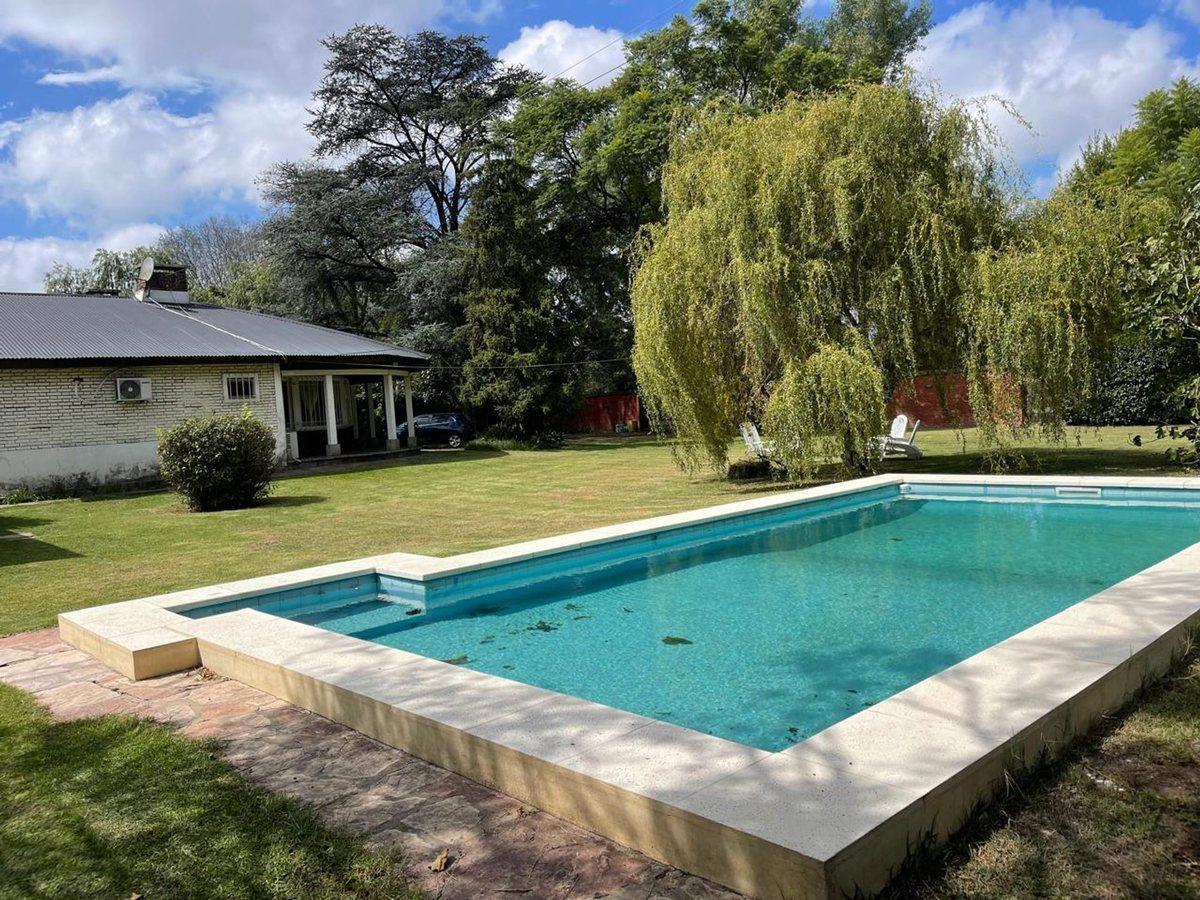 Foto de VENTA CASA QUINTA LOTE 1600M2 MORENO OPORTUNIDAD, imagen 3