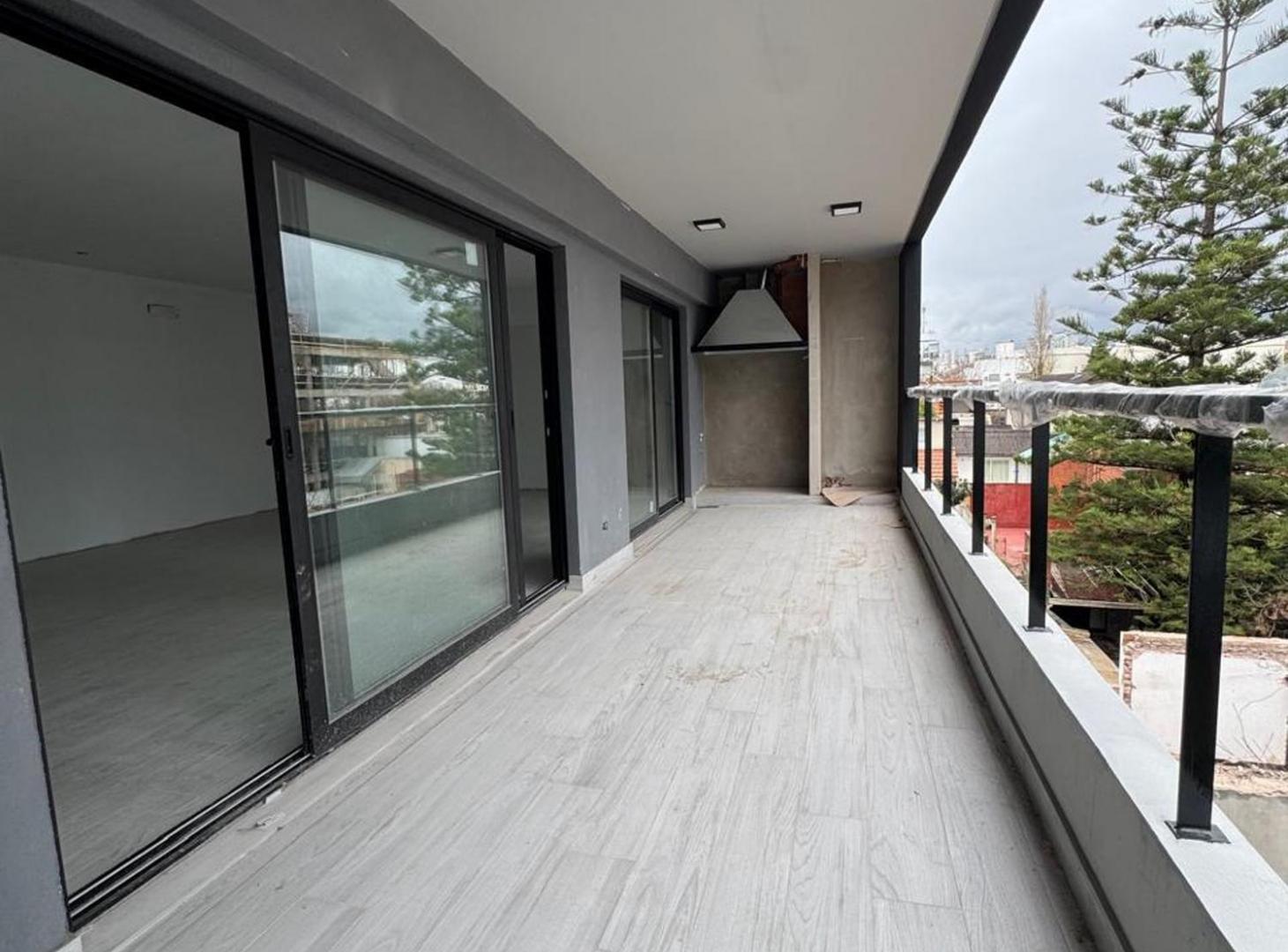 Foto de VENTA 4 AMB + DEPEND BALCON TERRAZA COCHERA NUÑEZ, imagen 1