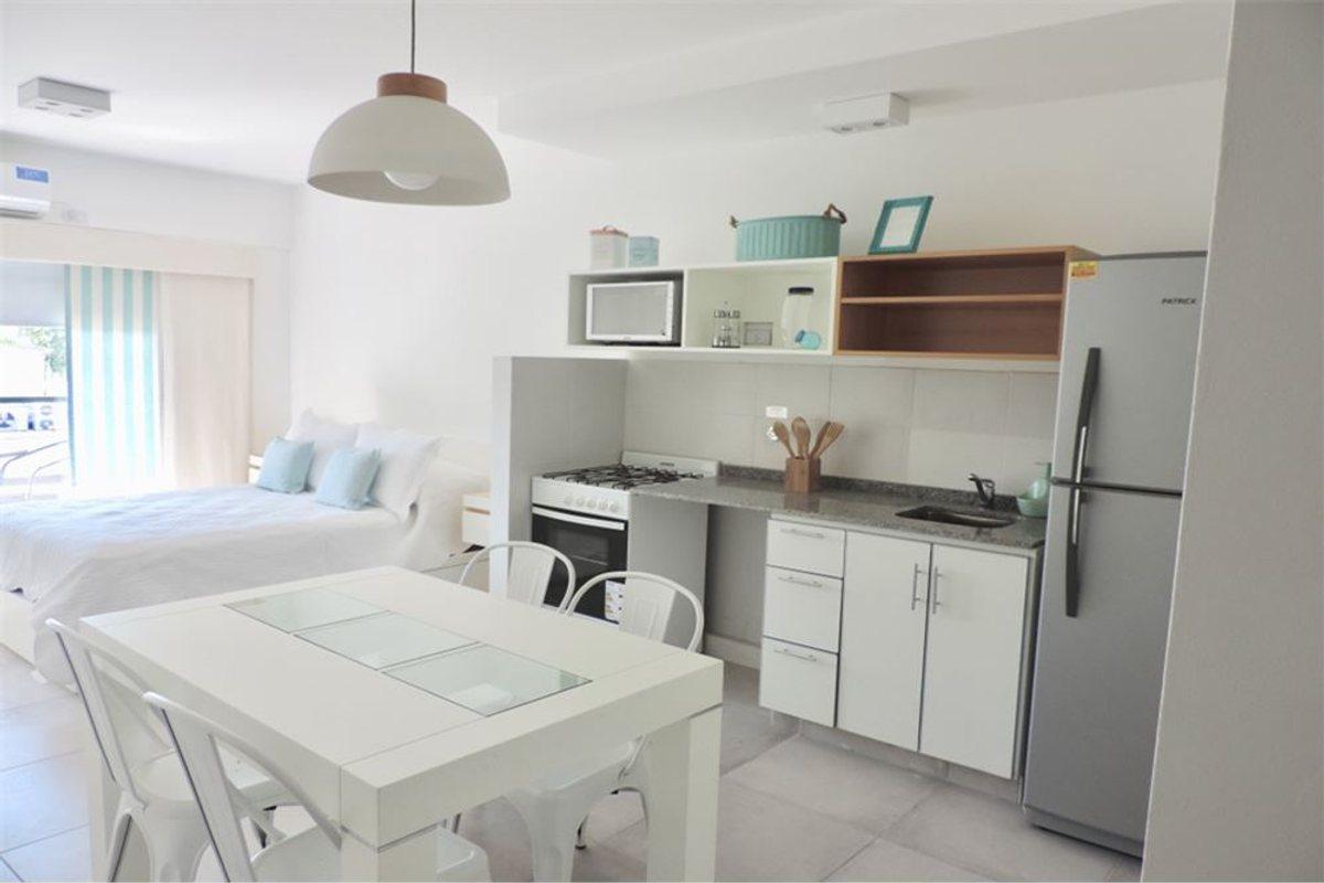 Foto de VENTA: IMPECABLE MONOAMB AMOBLADO. BELGRANO., imagen 2
