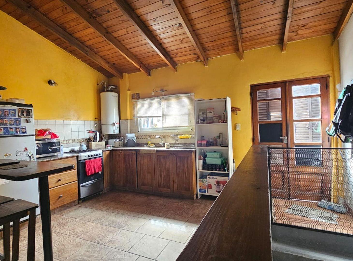 Foto de Venta en Bloque casa mas Local. Muñiz. San Miguel, imagen 3