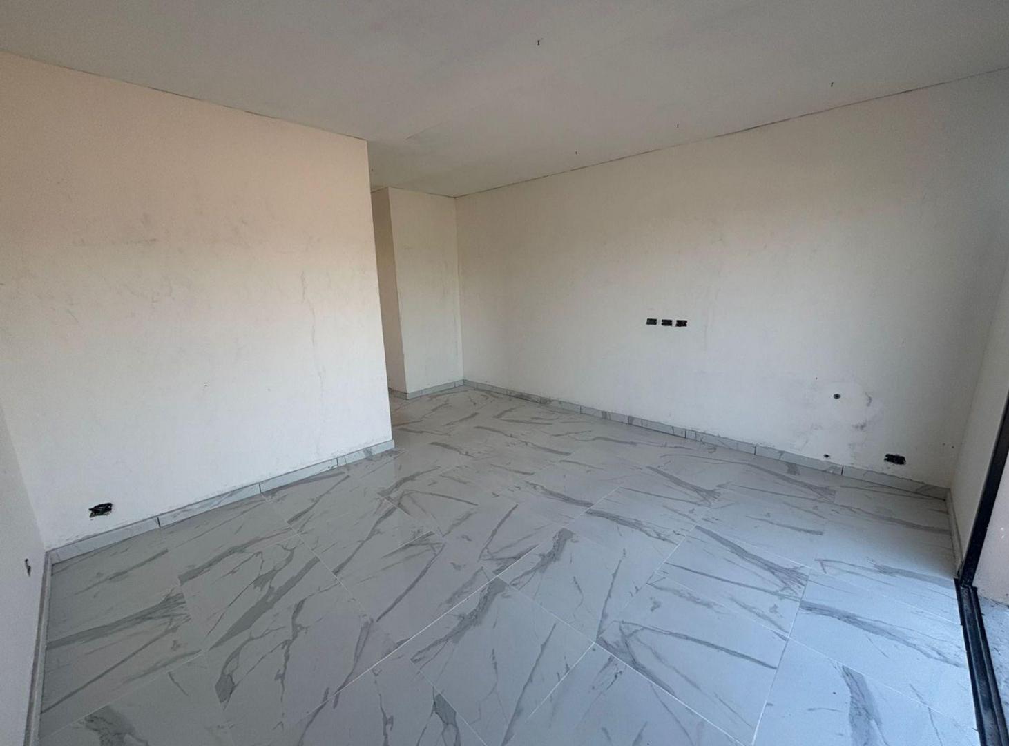 Foto de VENTA CASA 5 AMB. SAN SEBASTIAN A ESTRENAR PERMUTA, imagen 4