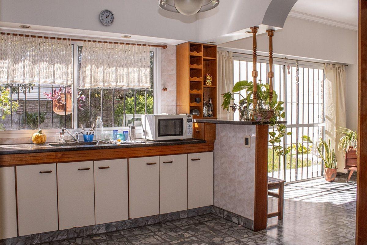 Foto de Venta casa de 4 ambientes en dos plantas, imagen 5