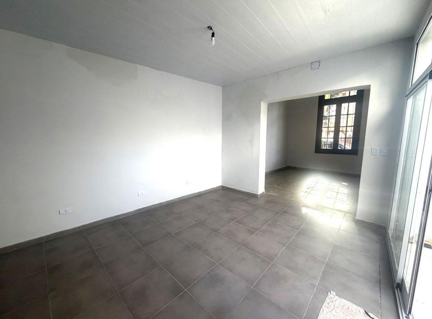 Foto de ALQUILER PH TRES AMB RECICLADO A NUEVO PATIO, imagen 2