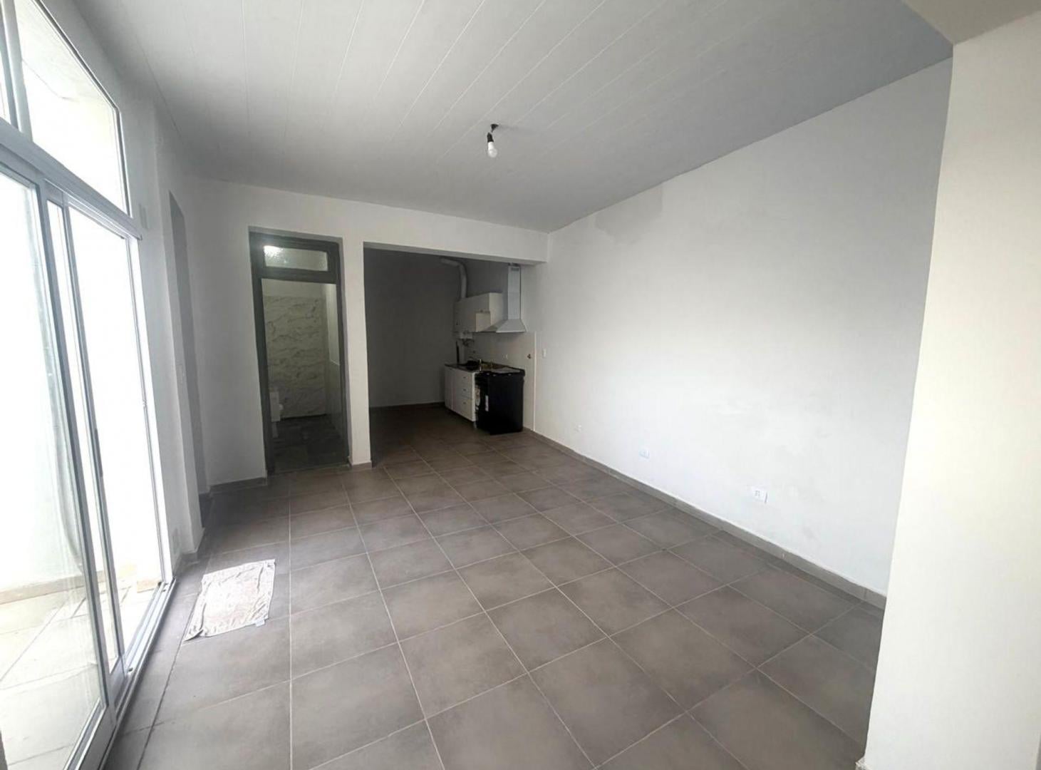 Foto de ALQUILER PH TRES AMB RECICLADO A NUEVO PATIO, imagen 5