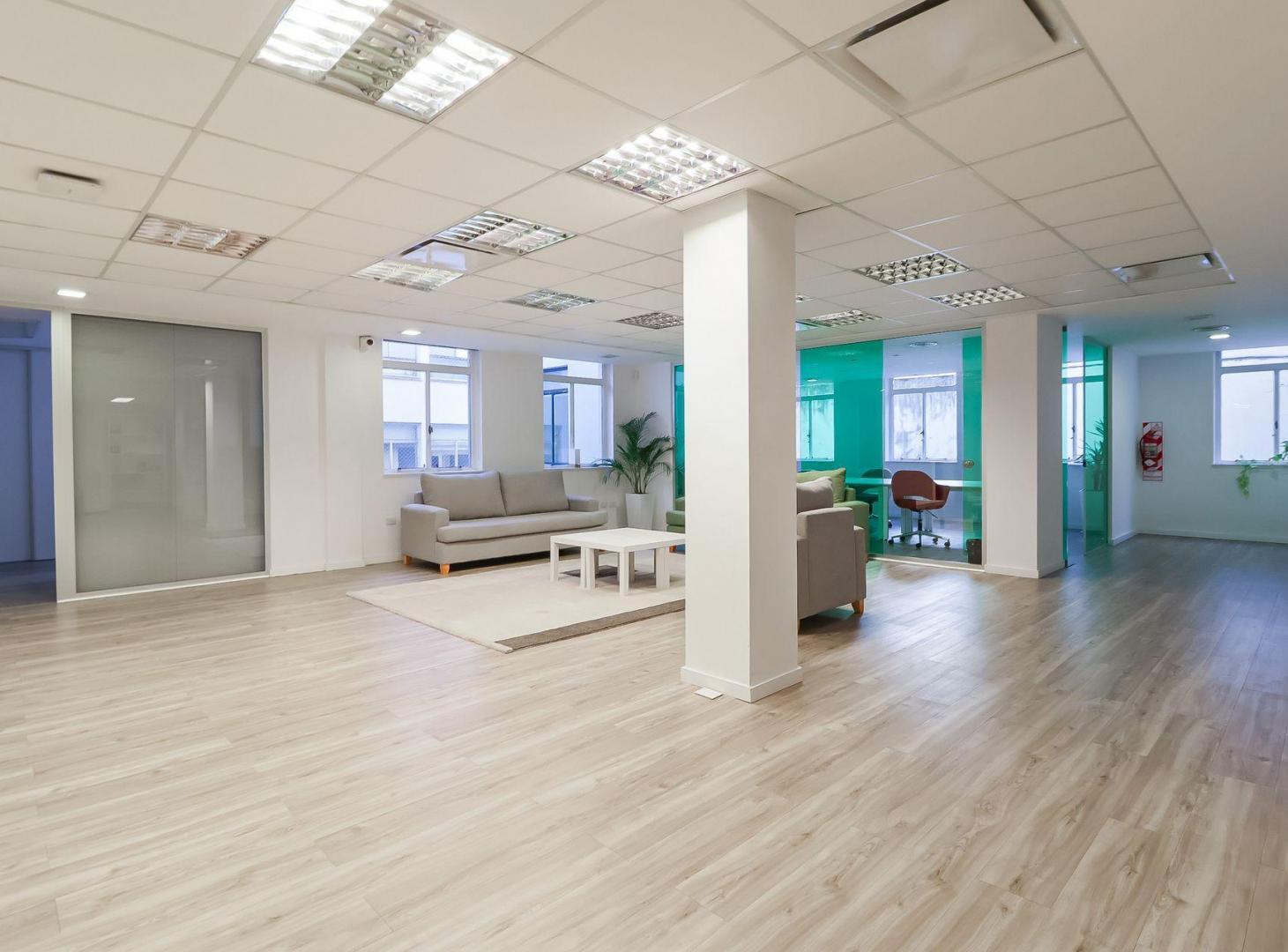 Foto de VENTA OFICINA 410 M2 EXCELENTE ESTADO MICROCENTRO, imagen 4