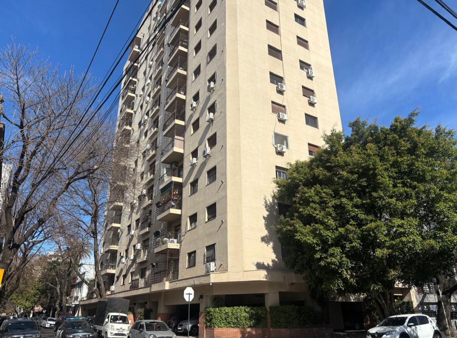 Foto de VENTA DEPARTAMENTO 4 AMBIENTES NUÑEZ LUMINOSO, imagen 2