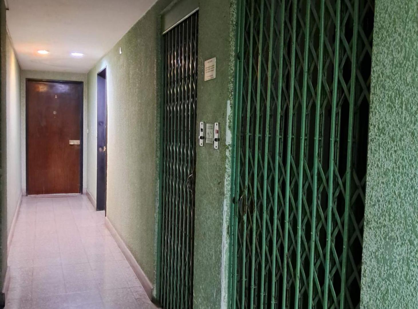 Foto de VENTA 2 AMB BALCON APTO CREDITO SAAVEDRA, imagen 5