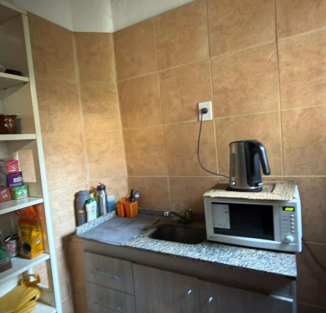 Foto de VENTA VILLA CRESPO LOCAL PH ESPACIO AEREO, imagen 1