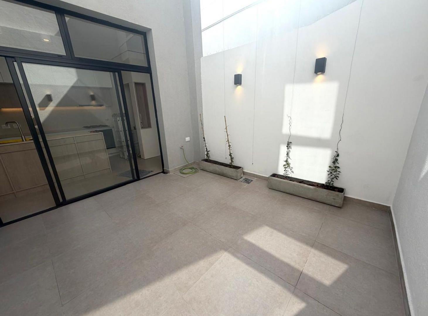 Foto de VILLA DEL PARQUE PH CUATRO AMB DOS PLANTAS PATIO, imagen 3