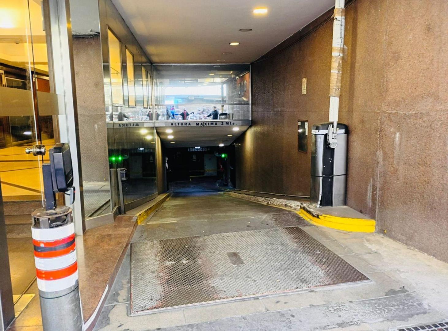 Foto de VENTA MICROCENTRO COCHERA CUBIERTA, imagen 5
