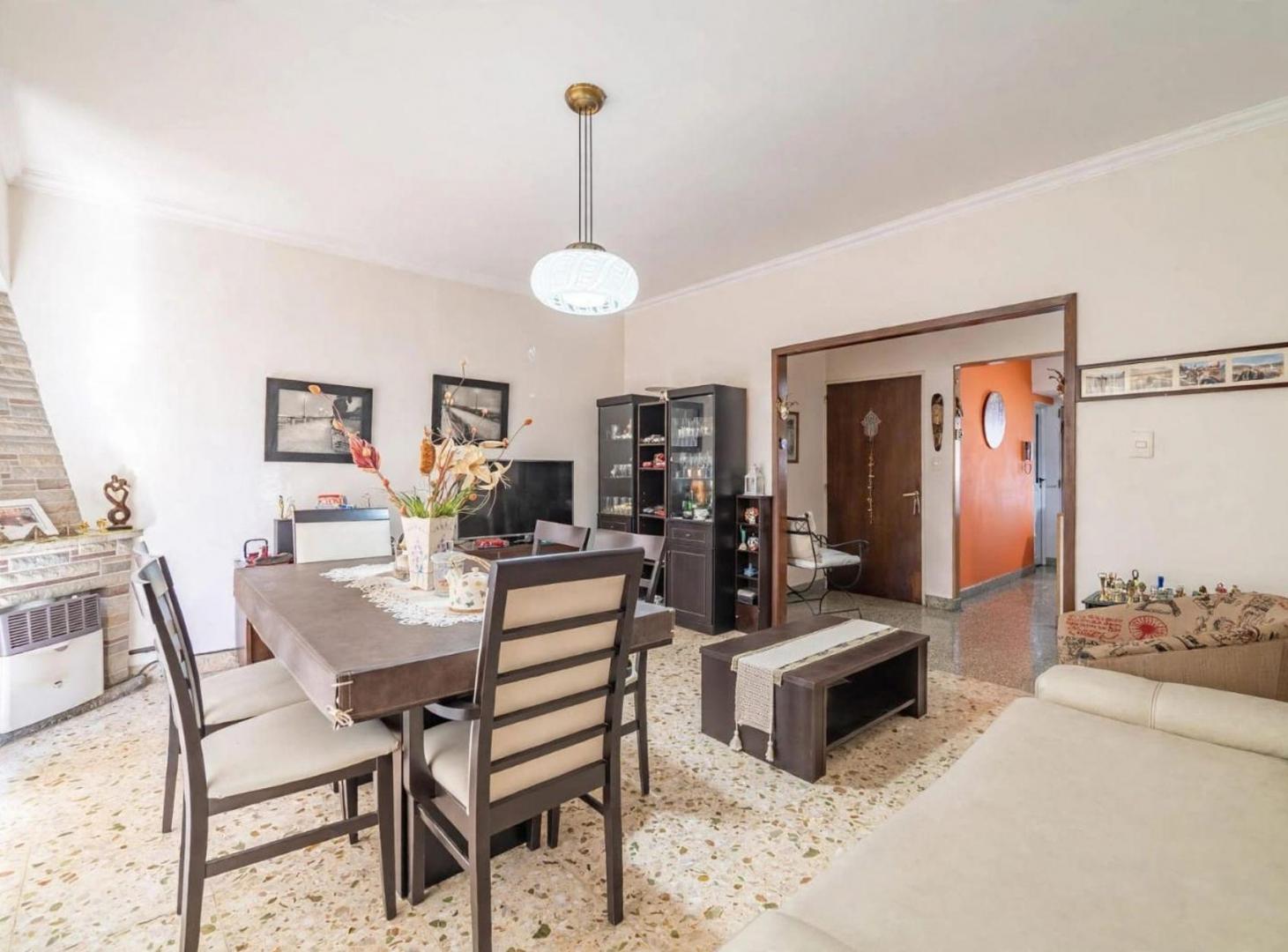 Foto de DEPOSITO CON VIVIENDA A LA VENTA EN VILLA URQUIZA, imagen 5