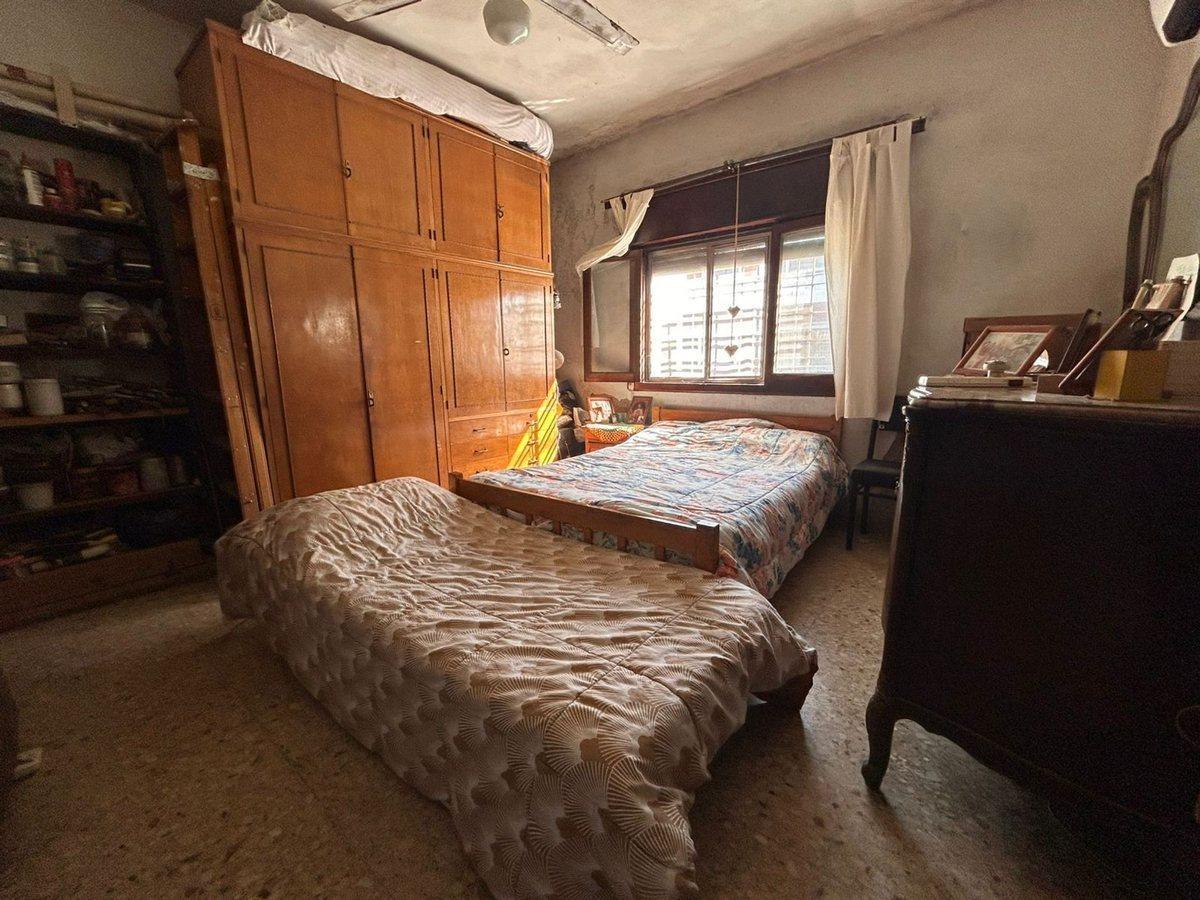 Foto de Casa en Venta p/ 2 familias en Lanús patio/terraza, imagen 3