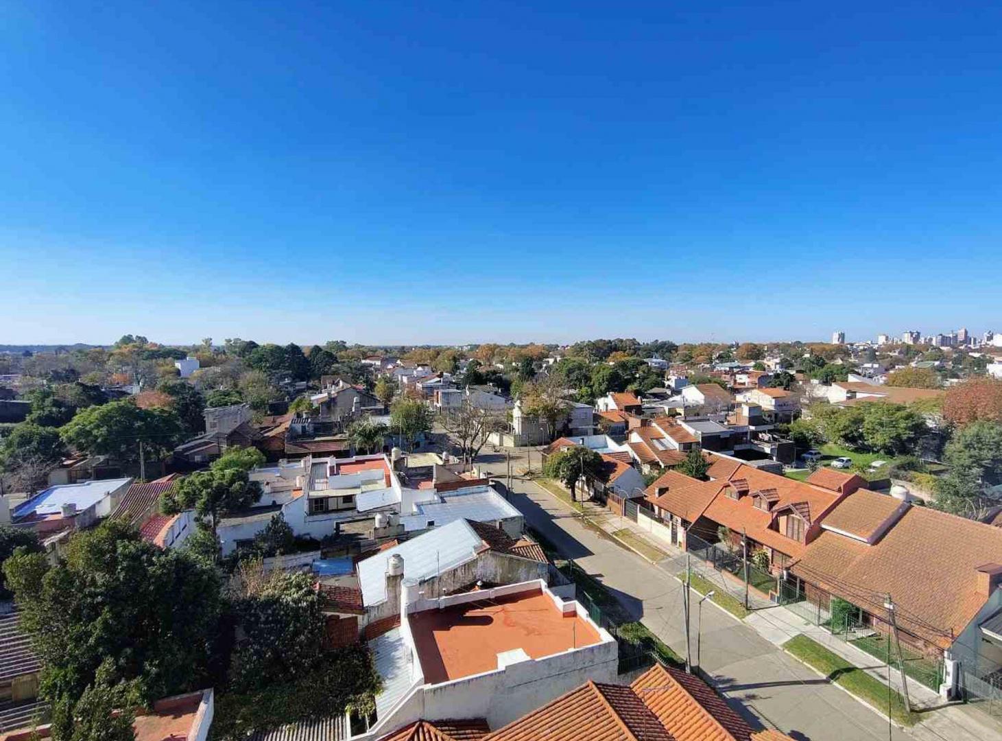 Foto de Venta Depto 3 amb Don Bosco C/Cochera - Luminoso, imagen 1