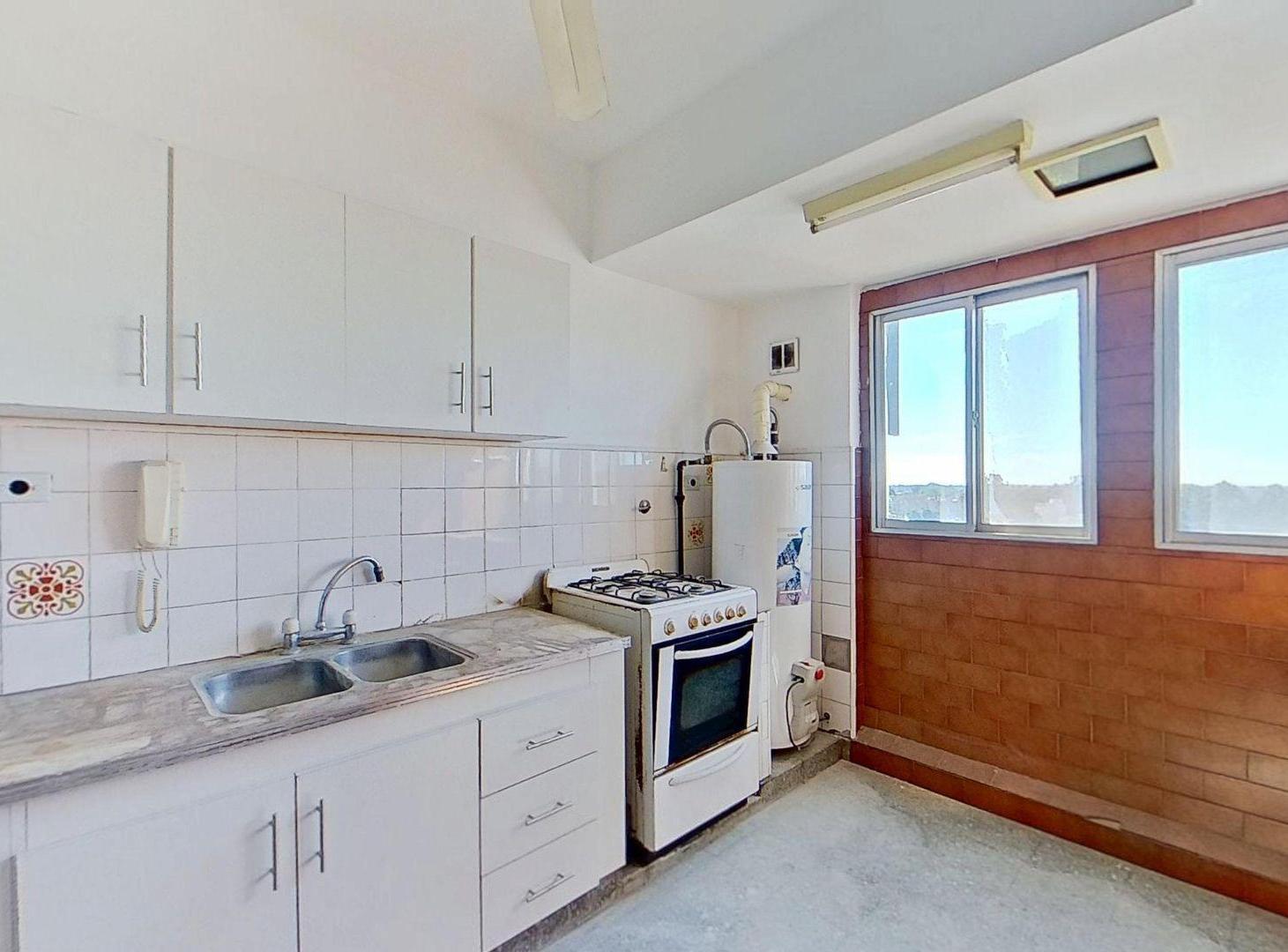 Foto de Venta Depto 3 amb Don Bosco C/Cochera - Luminoso, imagen 2
