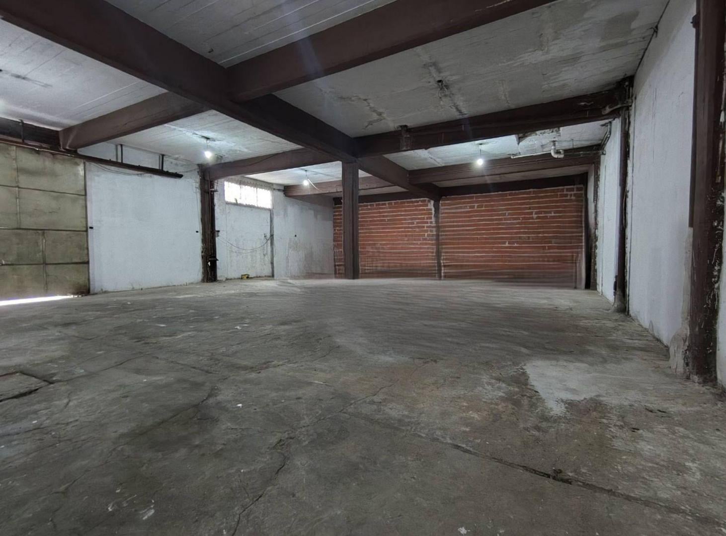 Foto de Venta Galpón + Vivienda Villa Dominico c/Terraza, imagen 1