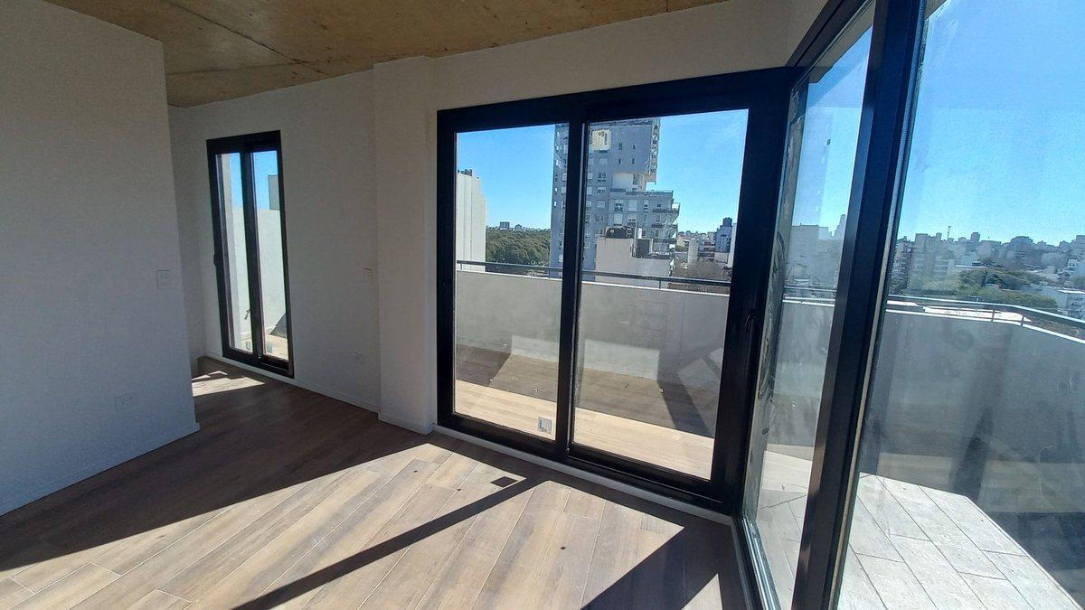 Foto de VENTA DÚPLEX 3 AMB. CHACARITA BALCÓN TERRAZA FTE., imagen 4