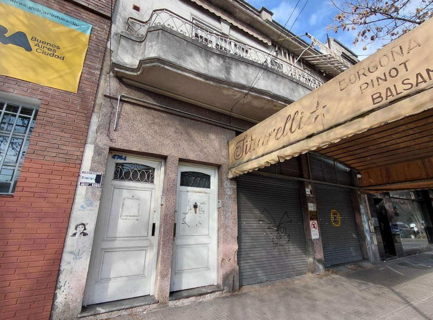 Foto de VENTA PH 3 AMB. PARQUE AVELLANEDA QUINCHO TERRAZA, imagen 2