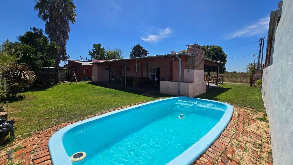 Foto de VENTA CASA QUINTA C/PILETA APTO CREDITO LAG LOBOS, imagen 2