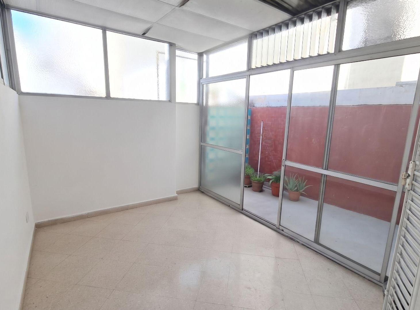 Foto de VENTA PH 4 AMBIENTES C/ TERRAZA PARRILLA CABALLITO, imagen 3