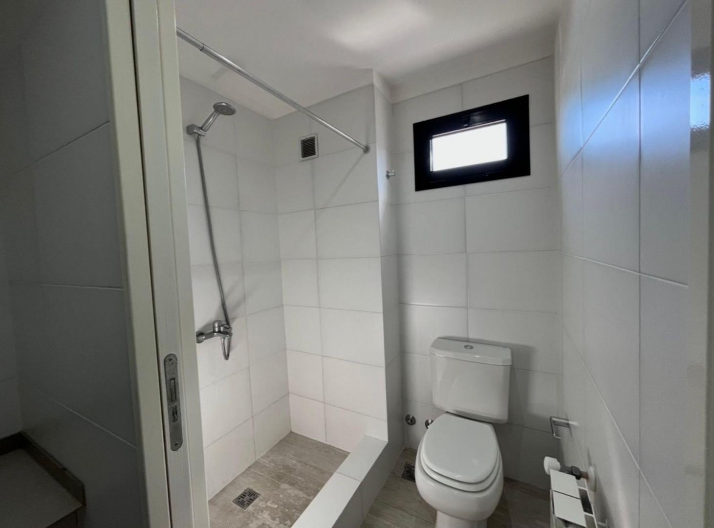 Foto de MONOAMBIENTE EN VENTA EN COLEGIALES, imagen 2