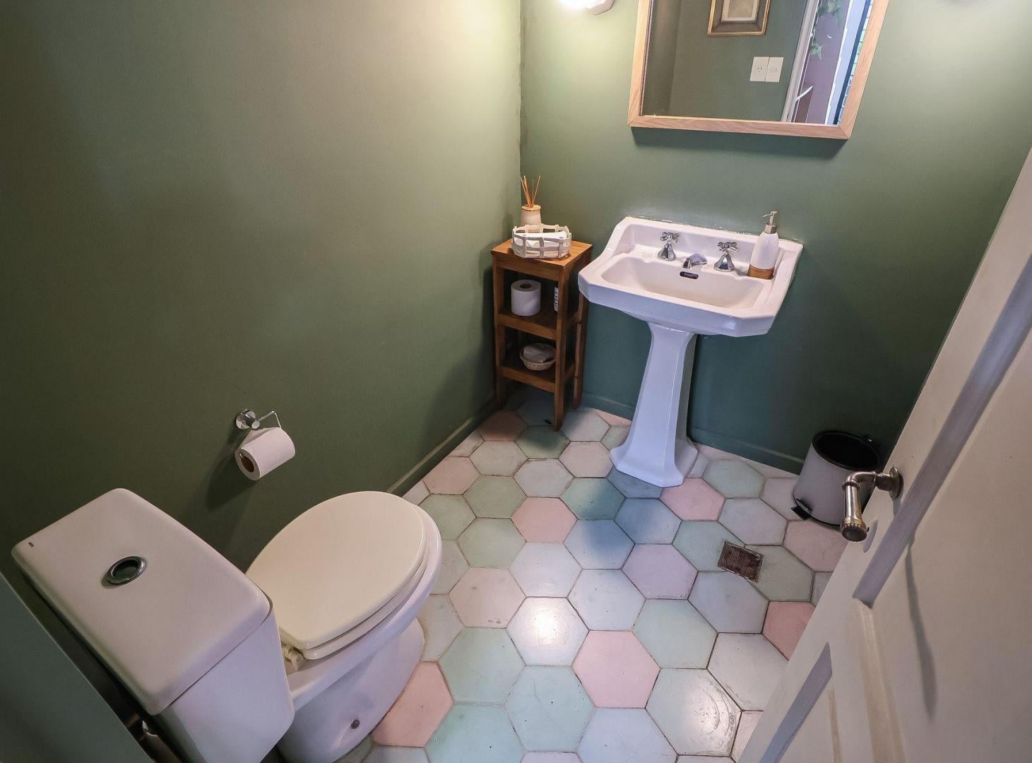 Foto de VENTA PH 2 AMB. BAJO BELGRANO VESTIDOR TERRAZA, imagen 4