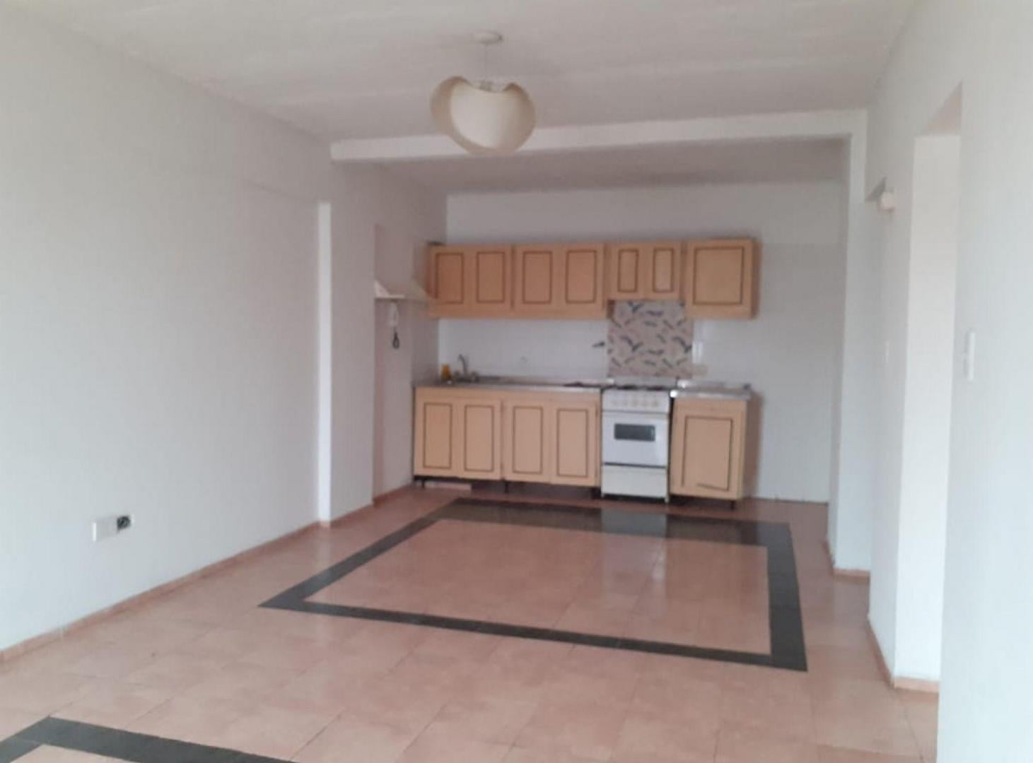 Foto de DEPTO 2 AMB EN VENTA c/ COCHERA y BALCÓN, imagen 4