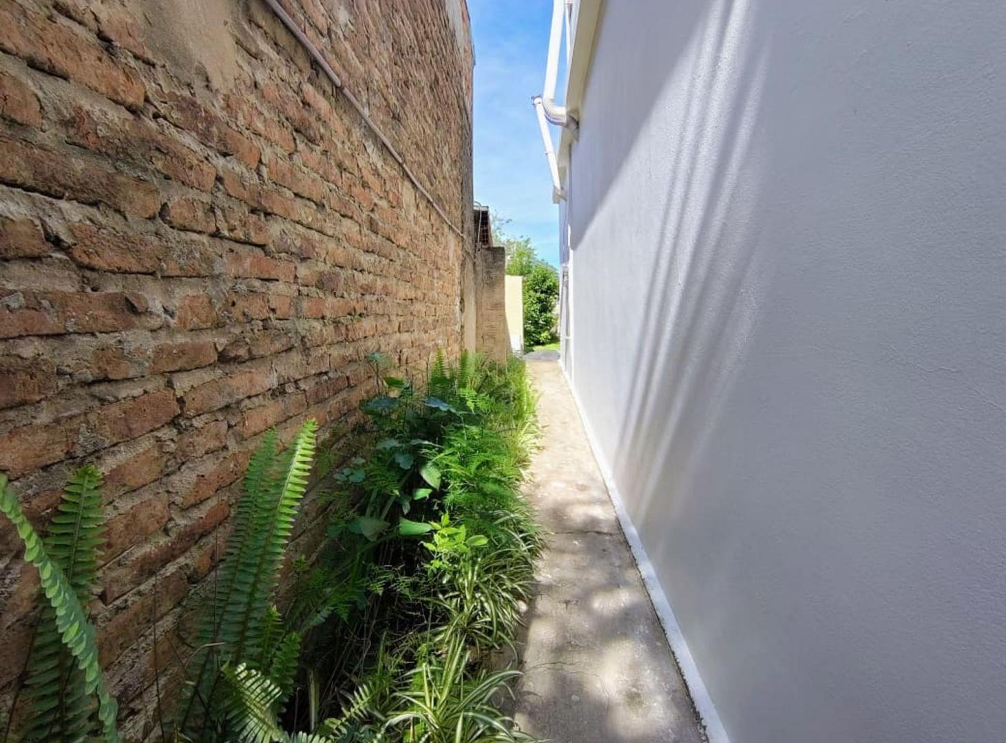 Foto de CASA EN VENTA 3 AMB. CLAYPOLE JARDIN, imagen 3