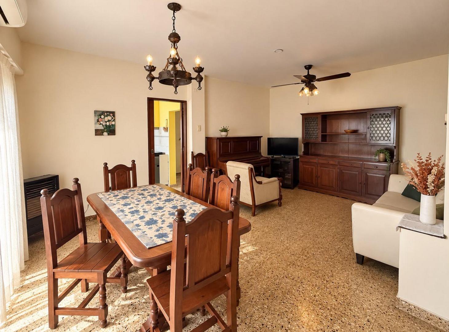 Foto de VENTA MATADEROS CASA LOTE PROP 5 AMB PATIO TERRAZ, imagen 3