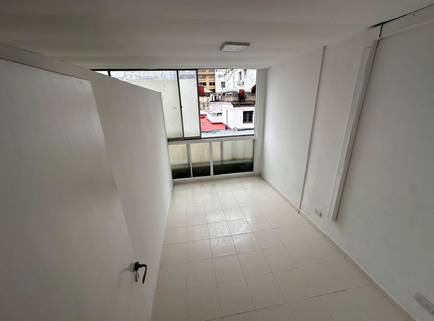 Foto de VENTA DEPTO 2 AMB APTO PROFESIONAL SAN NICOLAS, imagen 1