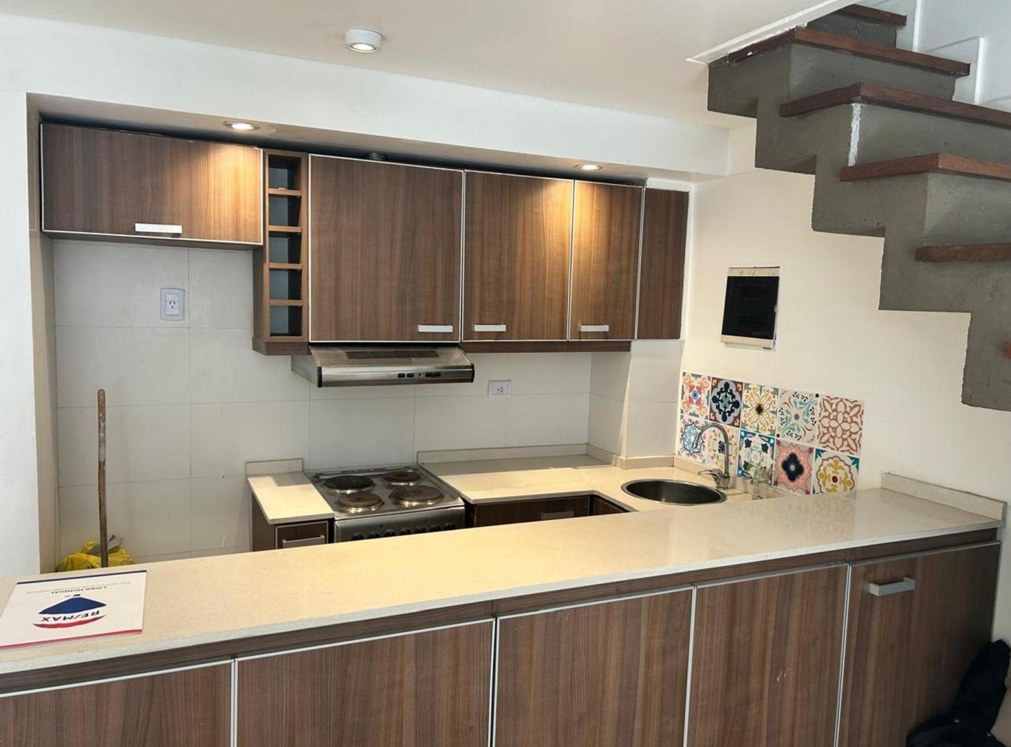 Foto de DUPLEX DOS AMBIENTES Y MEDIO CON TERRAZA Y PARRIL, imagen 3
