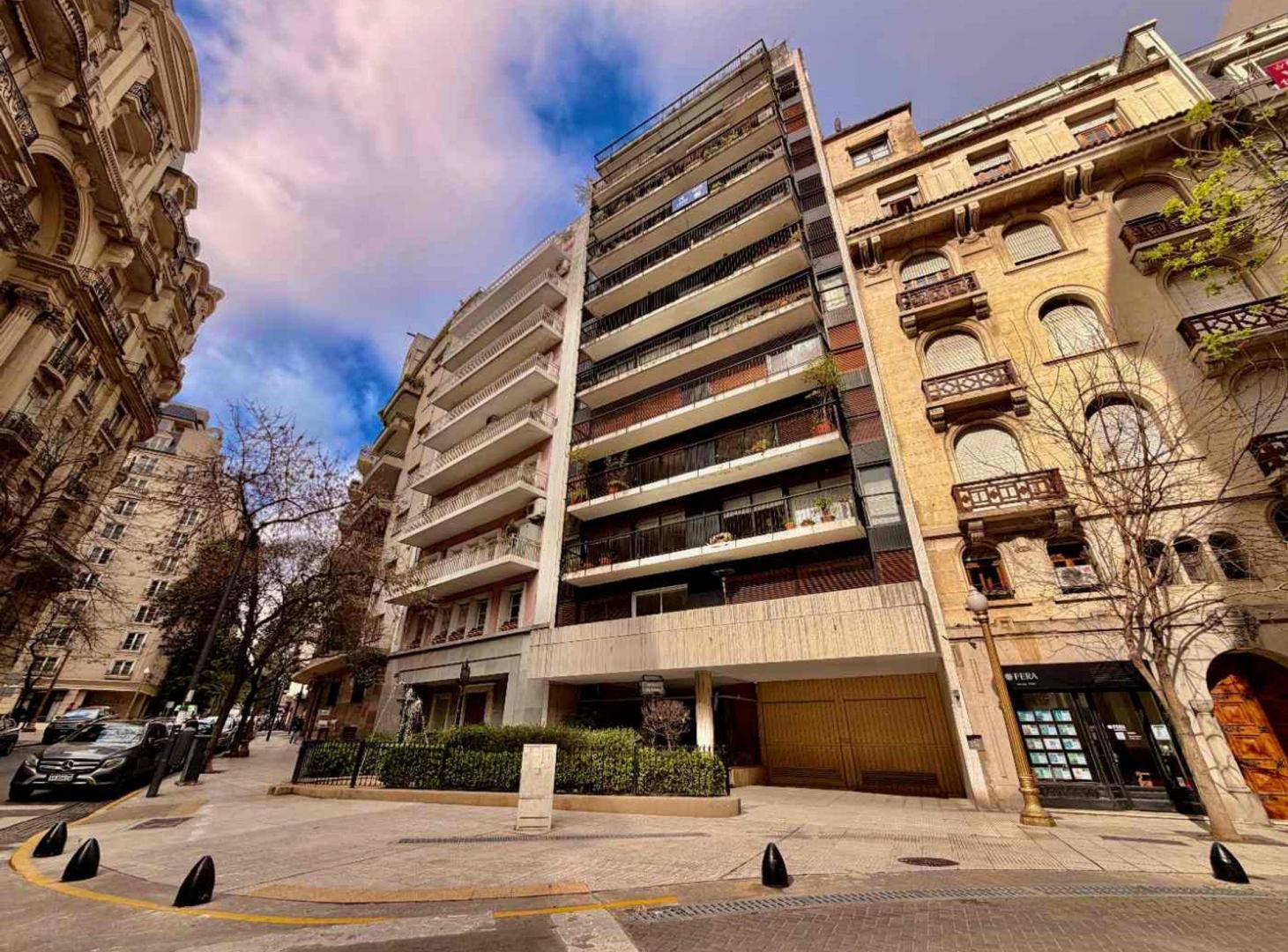 Foto de EXCEPCIONAL UBIC. RETIRO. 4 AMB C/ COCH. 235MTS., imagen 2